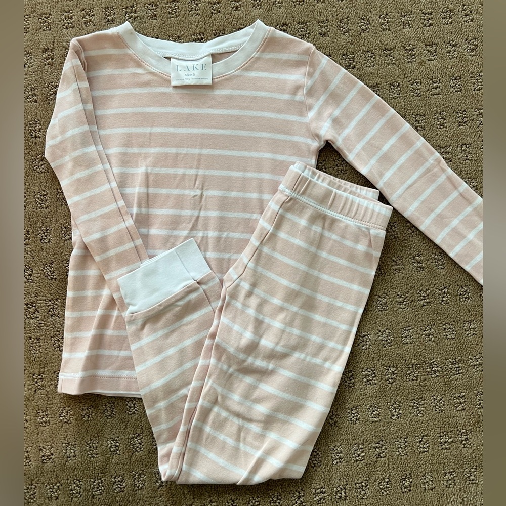 LAKE pajamas. Size 5. GUC. The softest pjs !!!